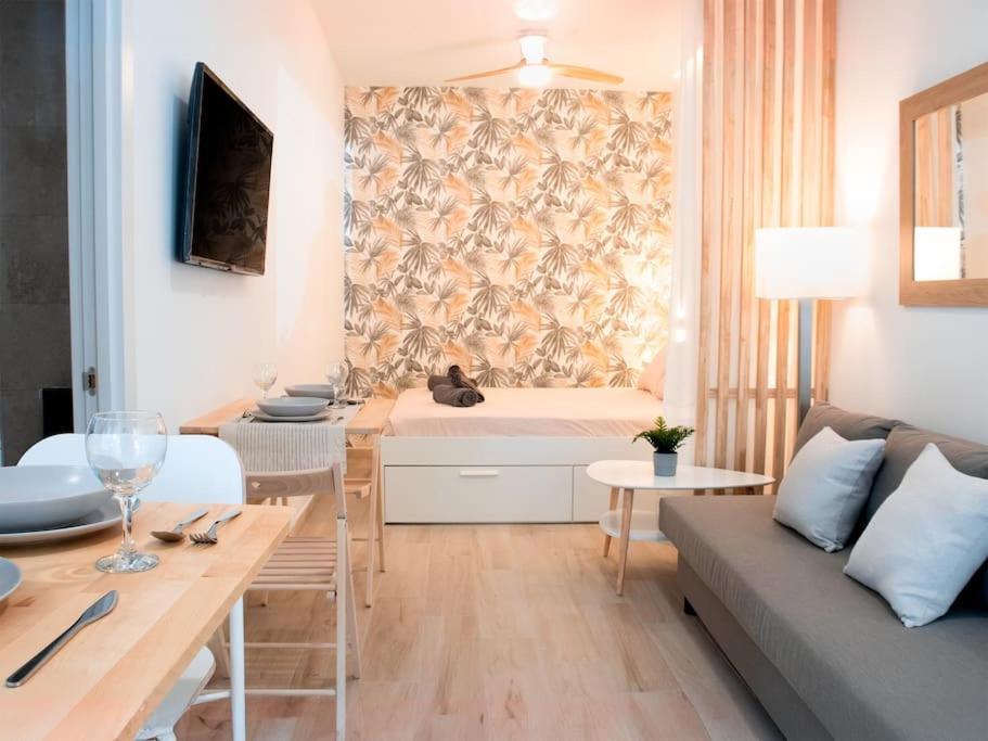 Acogedor Estudio En Triana Con Jacuzzi Y Wifi Seville Exterior photo